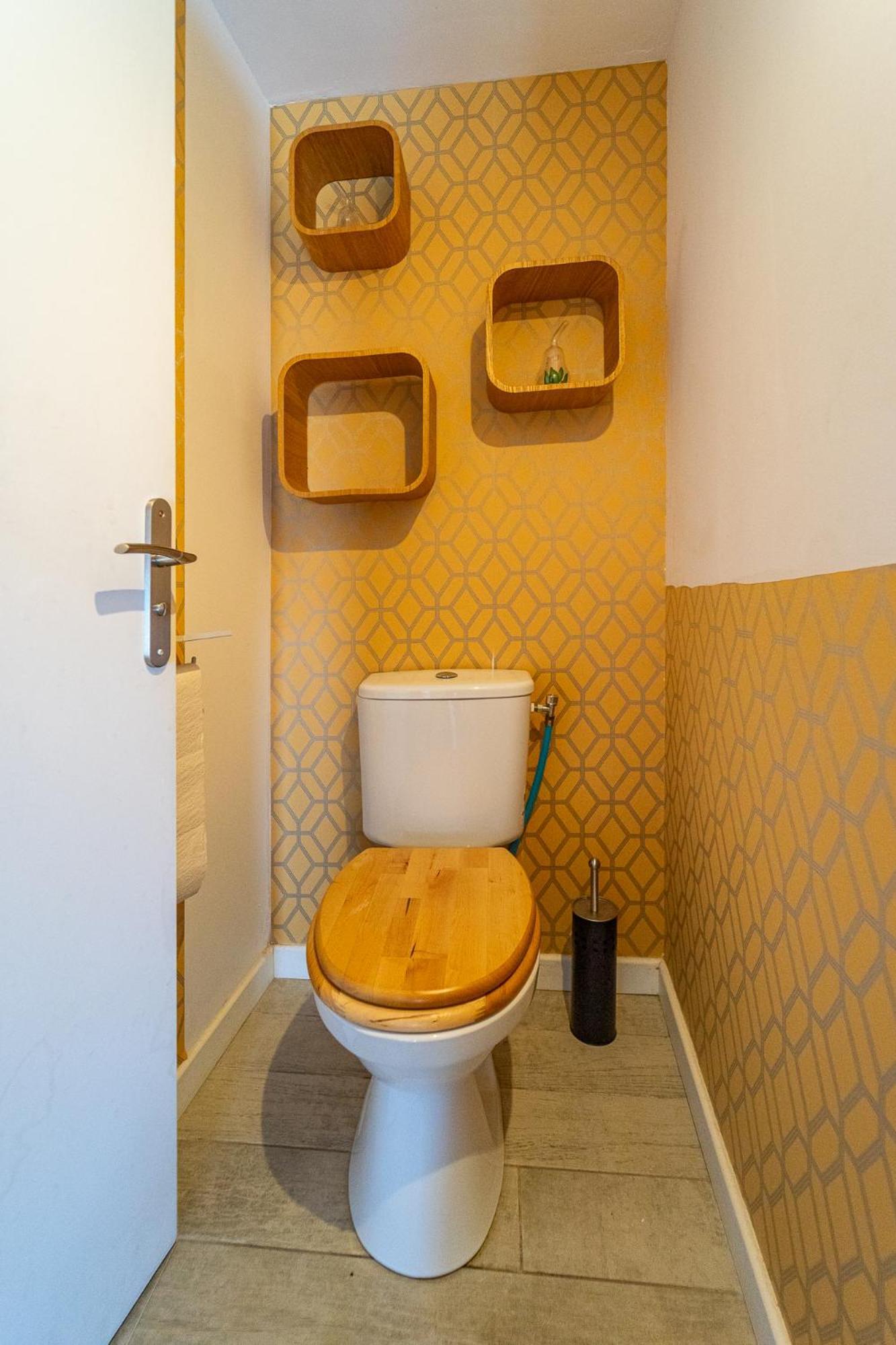 Cosy Room'S Frontonas Bagian luar foto