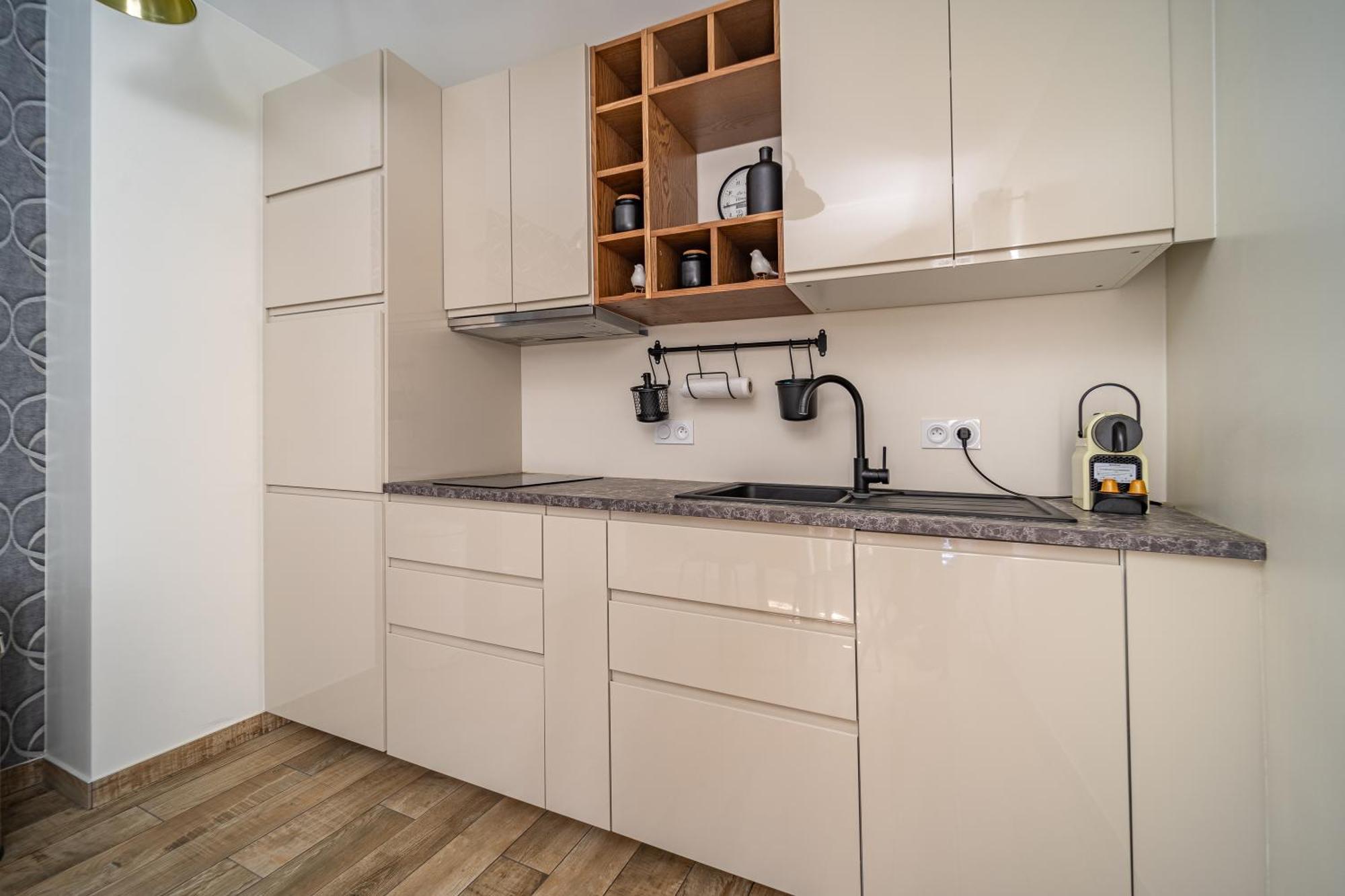 Cosy Room'S Frontonas Bagian luar foto