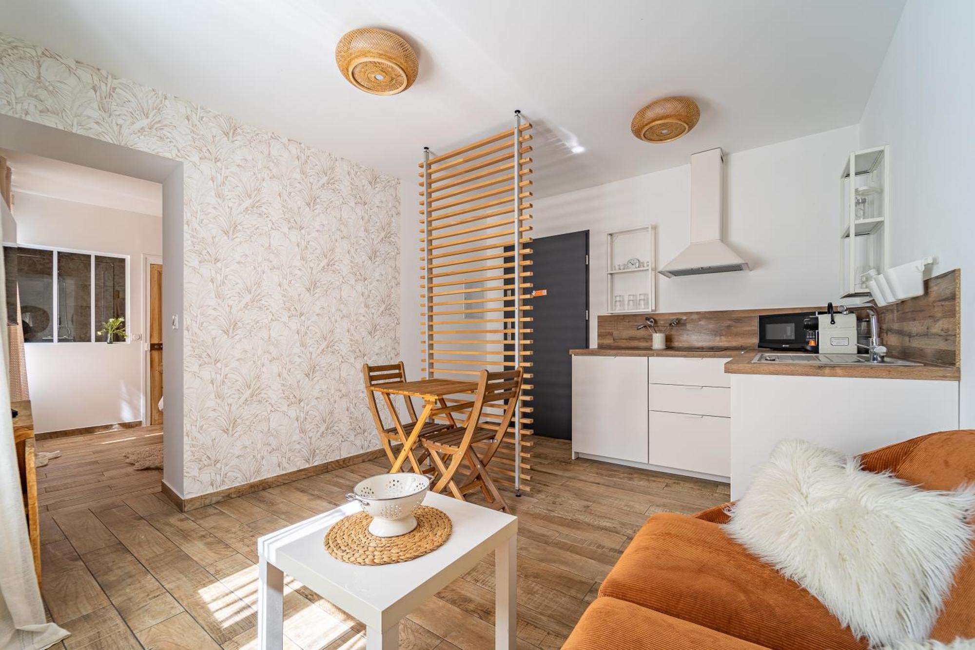 Cosy Room'S Frontonas Bagian luar foto